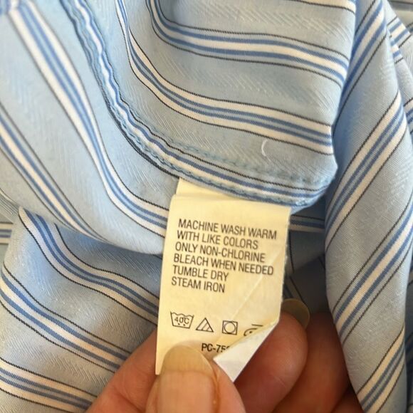 Men's Van Heusen Studio Long Sleeve Button Down Collared Dress Shirt ~ 17-17 1/2 - Picture 8 of 8